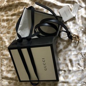 Gucci Skinny Belt w original Box !